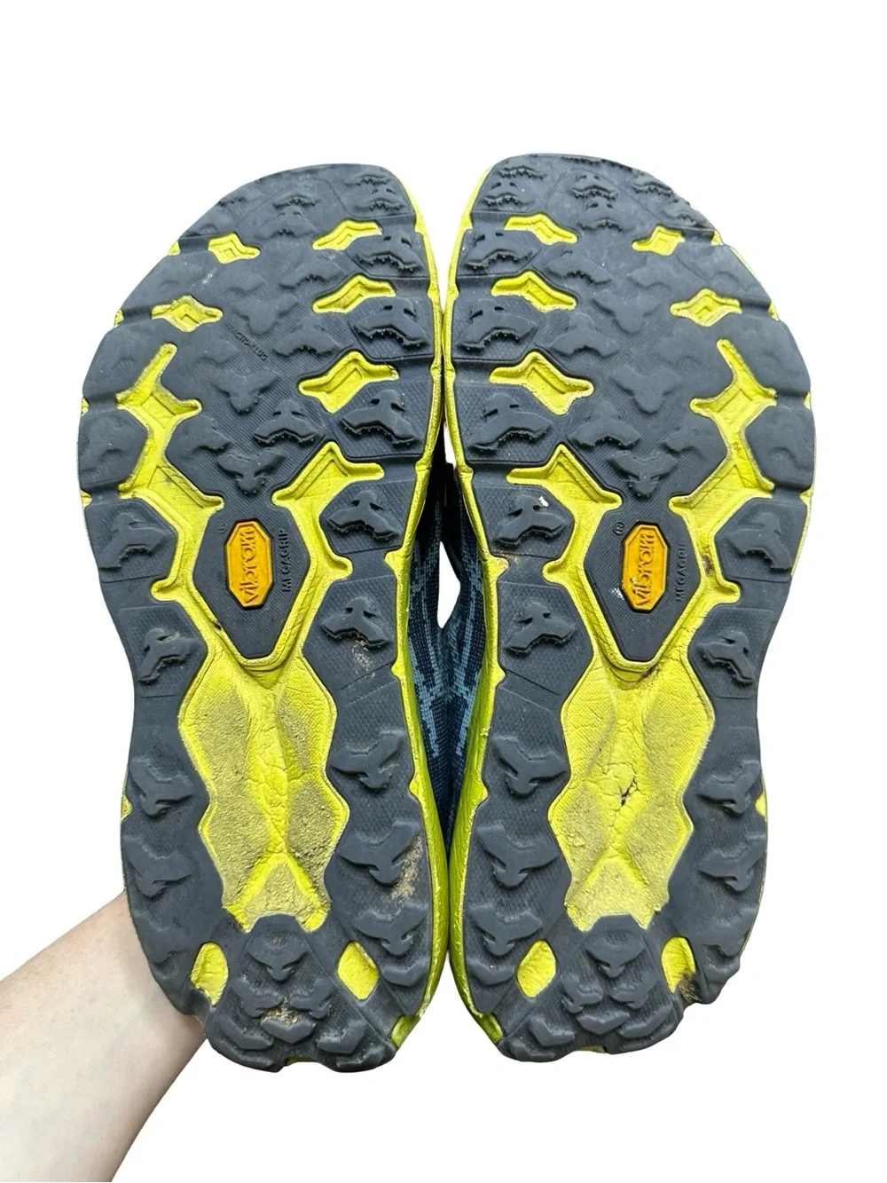 HOKA Men’s Speedgoat 5 Blue Green Sneakers Size 10.5D Workout Running Trail